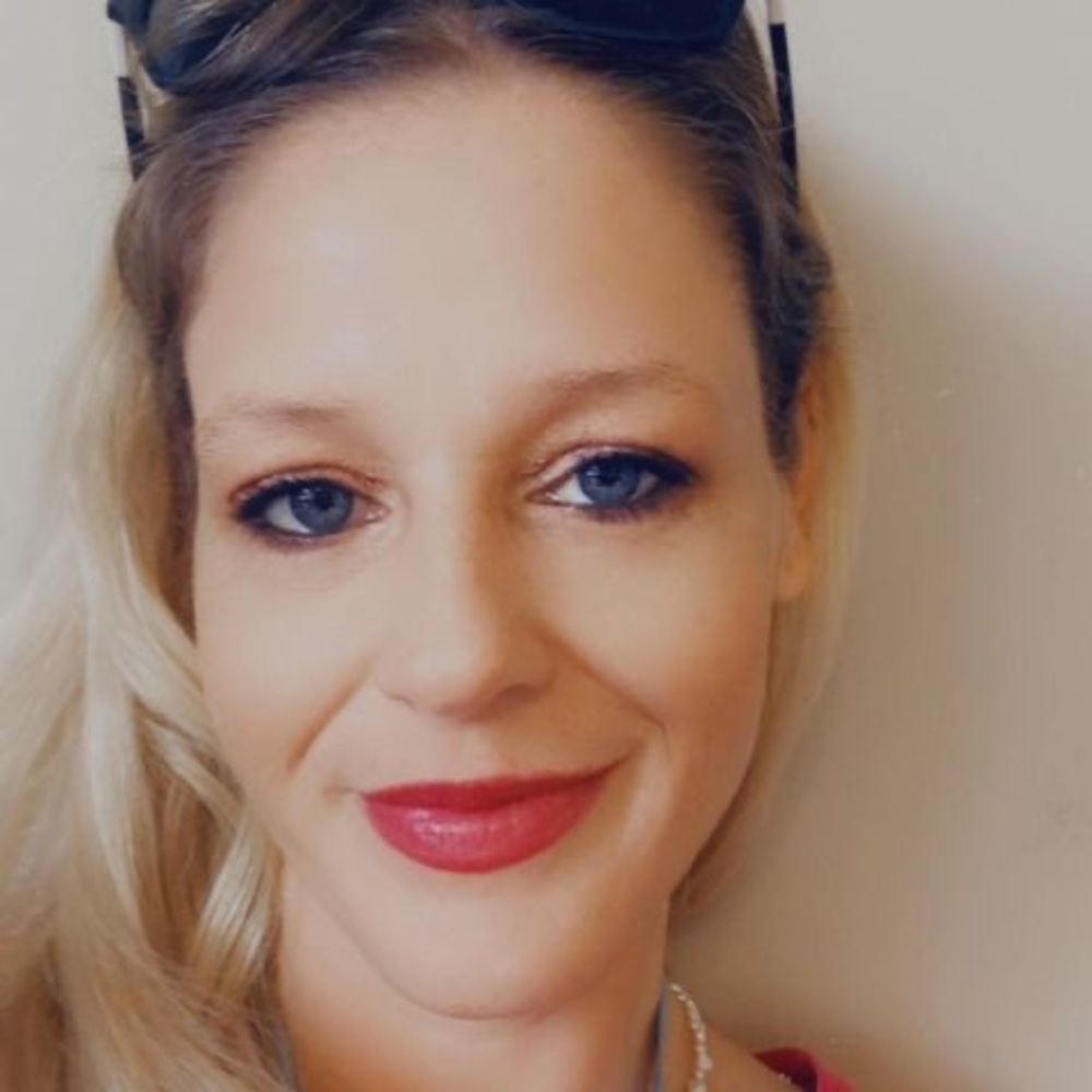 Meet your Posher, Candice